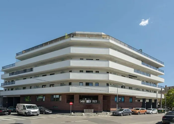 Carol New Building With Balcony Apartment Bucureşti